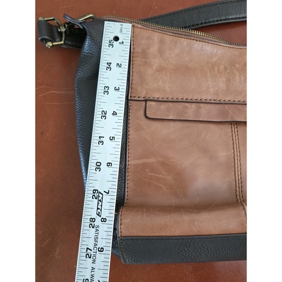 The Sak Indio Two Tone Brown Leather‎  Alameda Purse Snake Skin Pattern Strap - Picture 11 of 12